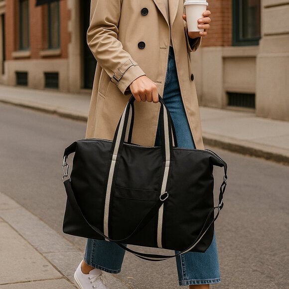 Water-Resistant Black Nylon Travel Bag, Overnight & Sports Tote, Beach Bag NEW - Picture 3 of 12